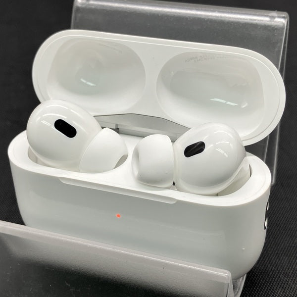 【中古】MagSafe充電ケース(USB-C)付きAirPods Pro(第2世代) MTJV3JA【秋葉原】