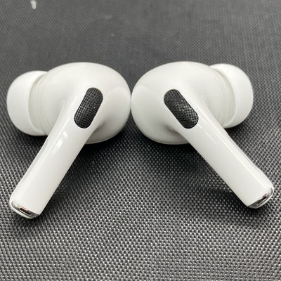 【中古】MagSafe充電ケース(USB-C)付きAirPods Pro(第2世代) MTJV3JA【秋葉原】