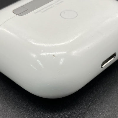 【中古】AirPods Lightning 充電ケース (第3世代)【秋葉原】