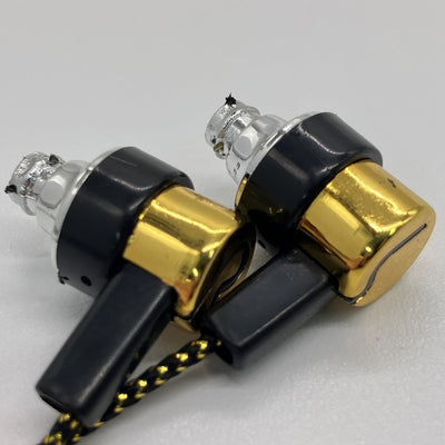 【中古】カナル型イヤホン【秋葉原】
