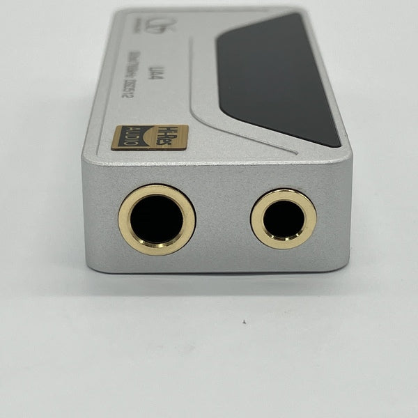 【中古】UA4 シルバー【秋葉原】