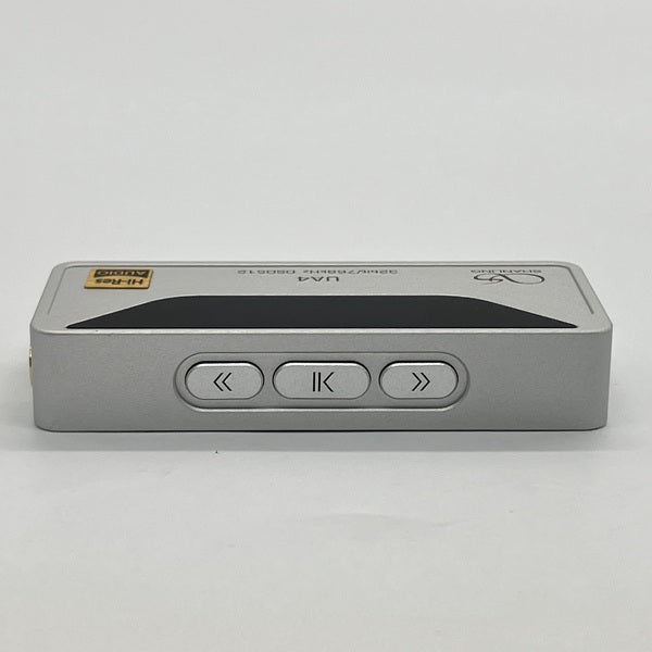 【中古】UA4 シルバー【秋葉原】