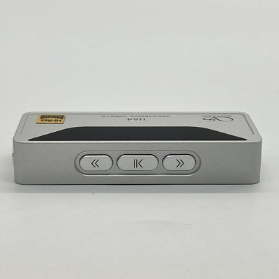 【中古】UA4 シルバー【秋葉原】