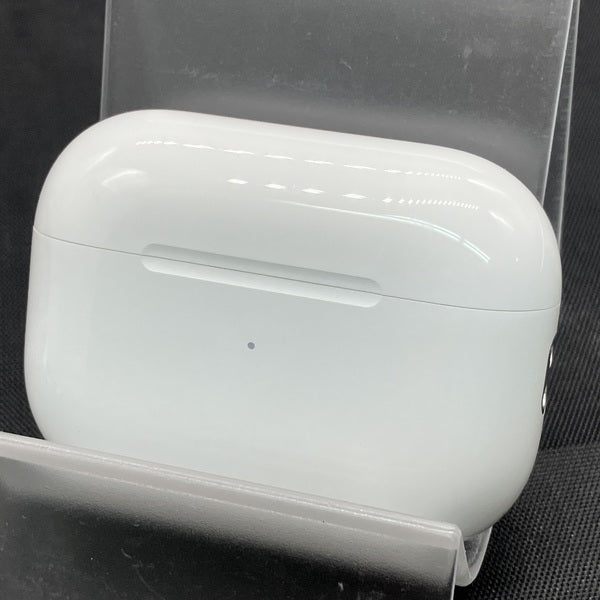 【中古】MagSafe充電ケース(USB-C)付きAirPods Pro(第2世代) MTJV3JA【秋葉原】