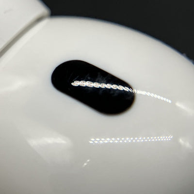 【中古】MagSafe充電ケース(USB-C)付きAirPods Pro(第2世代) MTJV3JA【秋葉原】