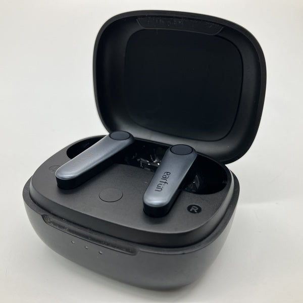 【中古】EarFun Air Pro 3 ブラック【秋葉原】