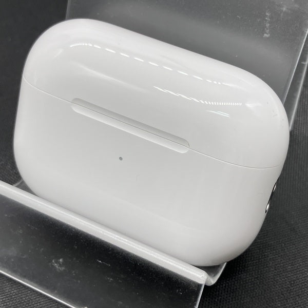 【中古】MagSafe充電ケース(USB-C)付きAirPods Pro(第2世代) MTJV3JA【秋葉原】