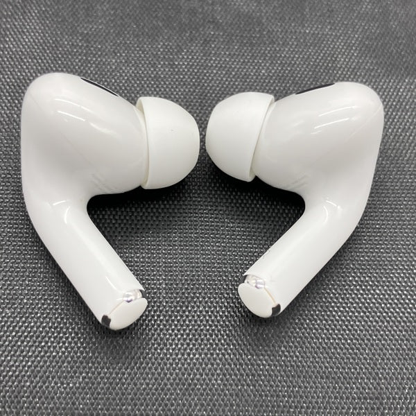 【中古】MagSafe充電ケース(USB-C)付きAirPods Pro(第2世代) MTJV3JA【秋葉原】
