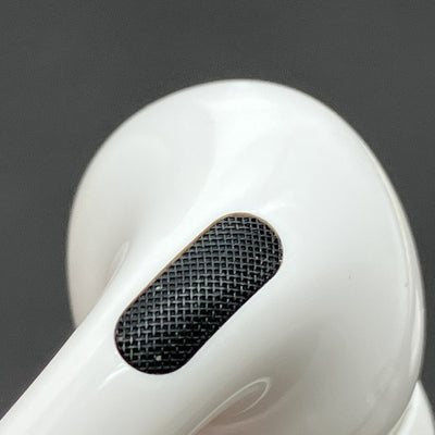 【中古】MagSafe充電ケース(USB-C)付きAirPods Pro(第2世代) MTJV3JA【秋葉原】