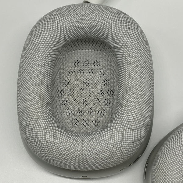 【中古】AirPods Max MGYJ3J/A　ワイヤレスヘッドホン　シルバー【秋葉原】
