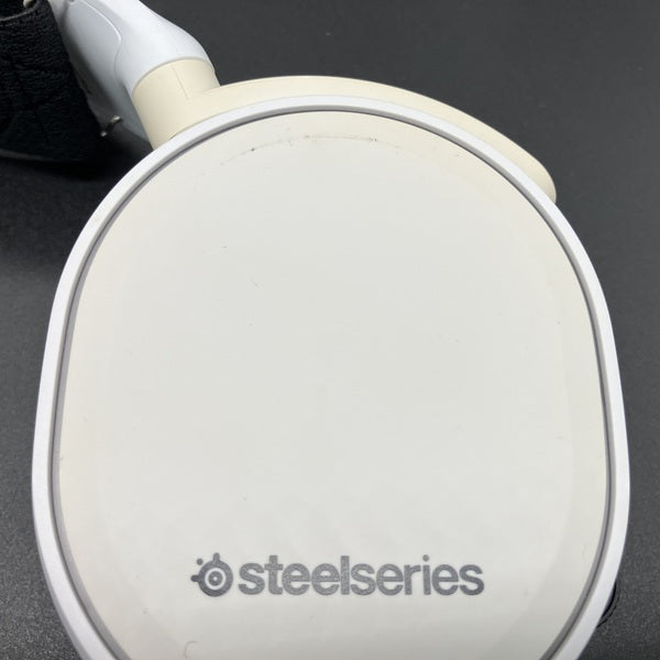 【中古】SteelSeries Arctis 3 White (2019 Edition)【秋葉原】