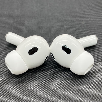 【中古】MagSafe充電ケース(USB-C)付きAirPods Pro(第2世代) MTJV3JA【秋葉原】