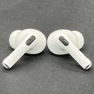 【中古】MagSafe充電ケース(USB-C)付きAirPods Pro(第2世代) MTJV3JA【名古屋】