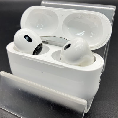 【中古】MagSafe充電ケース(USB-C)付きAirPods Pro(第2世代) MTJV3JA【秋葉原】