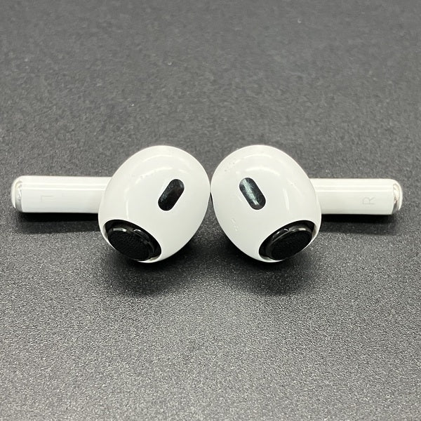 【中古】MagSafe充電ケース(USB-C)付きAirPods Pro(第2世代) MTJV3JA【秋葉原】
