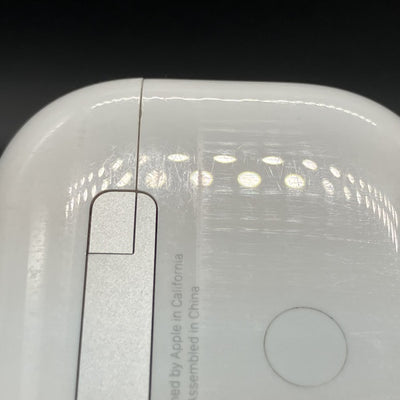 【中古】MagSafe充電ケース(USB-C)付きAirPods Pro(第2世代) MTJV3JA【秋葉原】