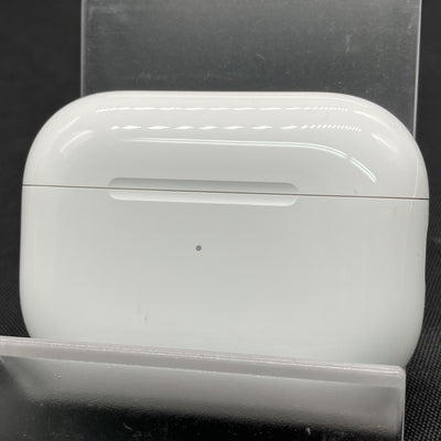 【中古】MagSafe充電ケース(USB-C)付きAirPods Pro(第2世代) MTJV3JA【秋葉原】