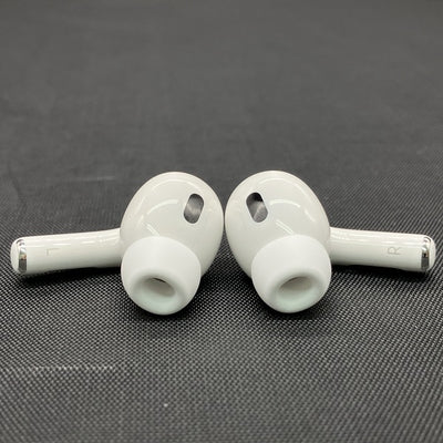 【中古】MagSafe充電ケース(USB-C)付きAirPods Pro(第2世代) MTJV3JA【秋葉原】