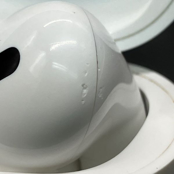 【中古】AirPods Pro (第2世代) MQD83J/A【秋葉原】
