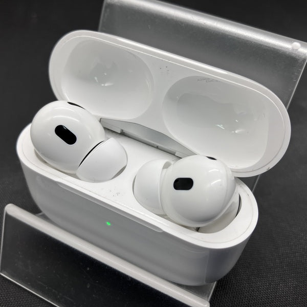 【中古】MagSafe充電ケース(USB-C)付きAirPods Pro(第2世代) MTJV3JA【秋葉原】