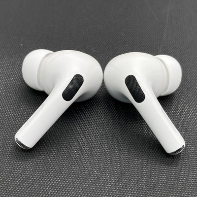 【中古】MagSafe充電ケース(USB-C)付きAirPods Pro(第2世代) MTJV3JA【秋葉原】