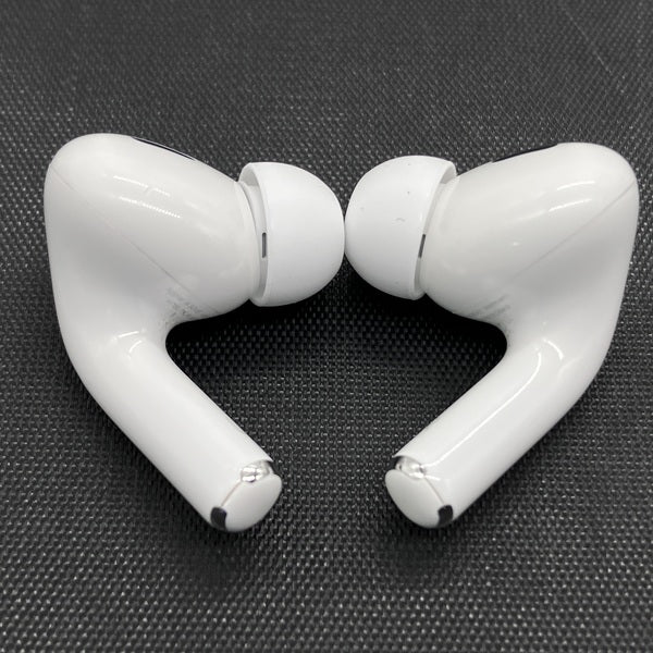 【中古】MagSafe充電ケース(USB-C)付きAirPods Pro(第2世代) MTJV3JA【秋葉原】