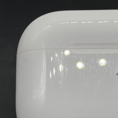 【中古】MagSafe充電ケース(USB-C)付きAirPods Pro(第2世代) MTJV3JA【秋葉原】
