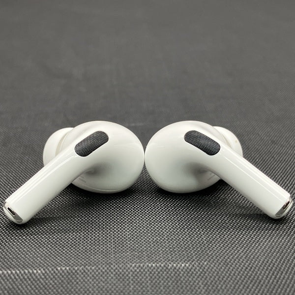 【中古】MagSafe充電ケース(USB-C)付きAirPods Pro(第2世代) MTJV3JA【秋葉原】