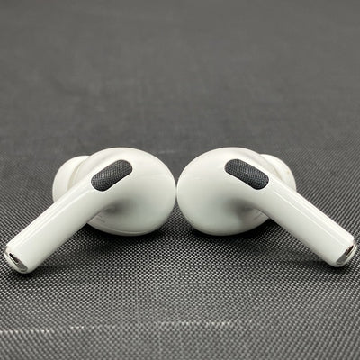 【中古】MagSafe充電ケース(USB-C)付きAirPods Pro(第2世代) MTJV3JA【秋葉原】