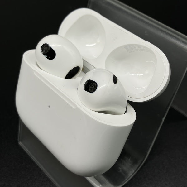 【中古】Airpods MME73J/A 3rd Generation【秋葉原】