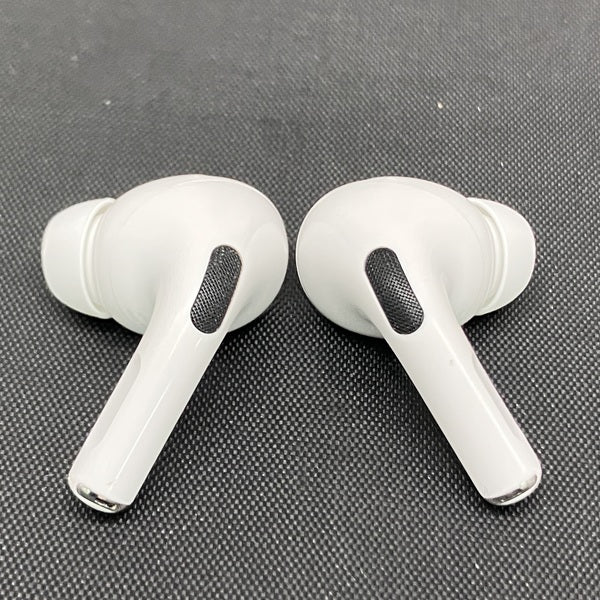 【中古】MagSafe充電ケース(USB-C)付きAirPods Pro(第2世代) MTJV3JA【秋葉原】