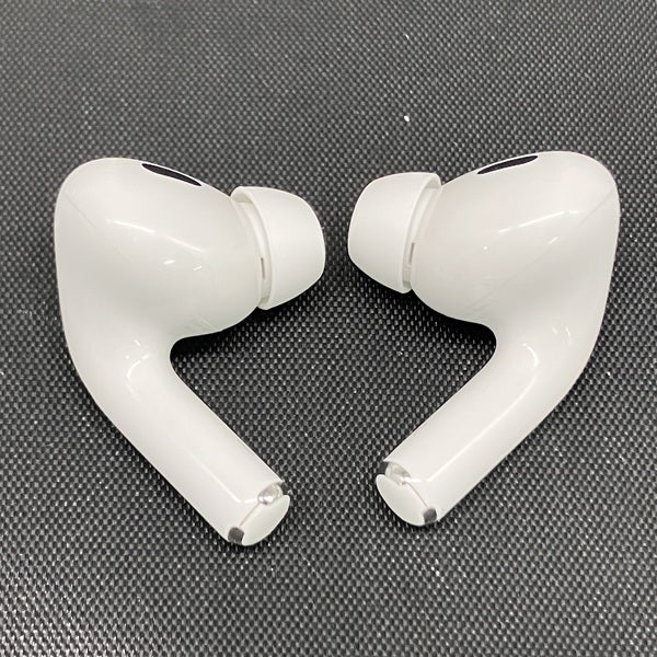 【中古】MagSafe充電ケース(USB-C)付きAirPods Pro(第2世代) MTJV3JA【秋葉原】