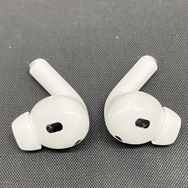 【中古】MagSafe充電ケース(USB-C)付きAirPods Pro(第2世代) MTJV3JA【秋葉原】