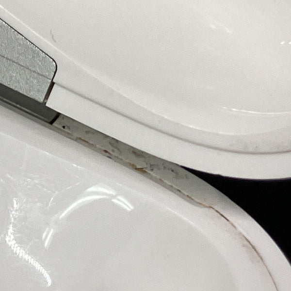 【中古】AirPods Pro (第2世代) MQD83J/A【秋葉原】