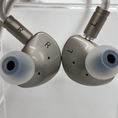 【中古】Que【秋葉原】