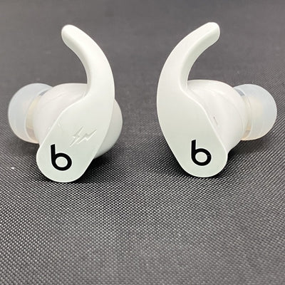 【中古】Beats Fit Pro fragment design【秋葉原】