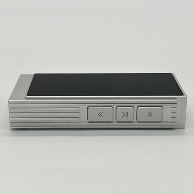 【中古】UA6 Silver【秋葉原】