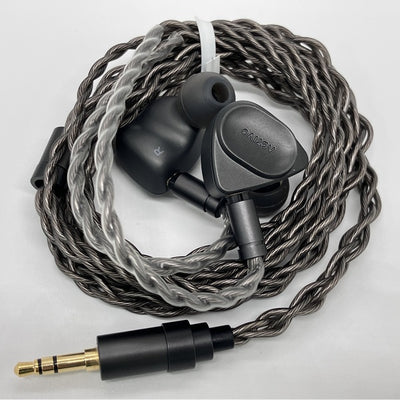 【中古】VOLCANO Black 【IRV-ACTIVO-VOLCANO-BK】【秋葉原】
