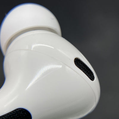 【中古】AirPods Pro (第2世代) MQD83J/A【秋葉原】