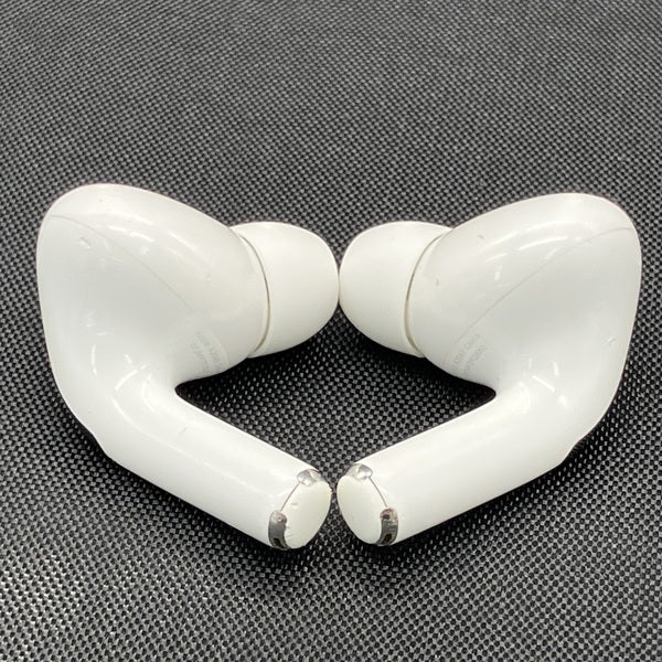 【中古】MagSafe充電ケース(USB-C)付きAirPods Pro(第2世代) MTJV3JA【名古屋】