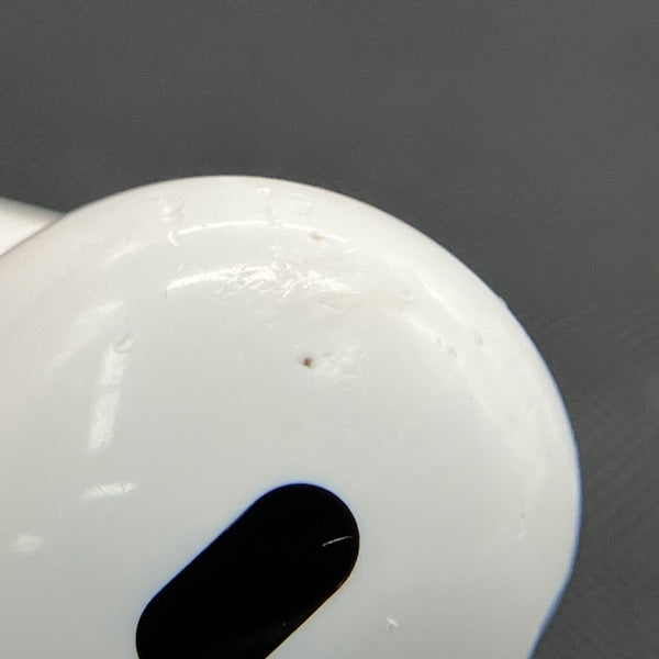 【中古】MagSafe充電ケース(USB-C)付きAirPods Pro(第2世代) MTJV3JA【名古屋】