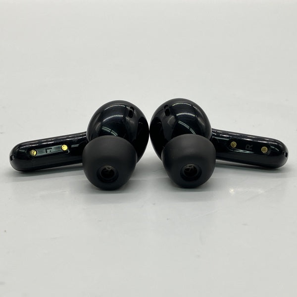 【中古】Air Pro 4 - Black【秋葉原】
