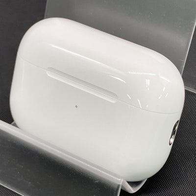 【中古】MagSafe充電ケース(USB-C)付きAirPods Pro(第2世代) MTJV3JA【秋葉原】