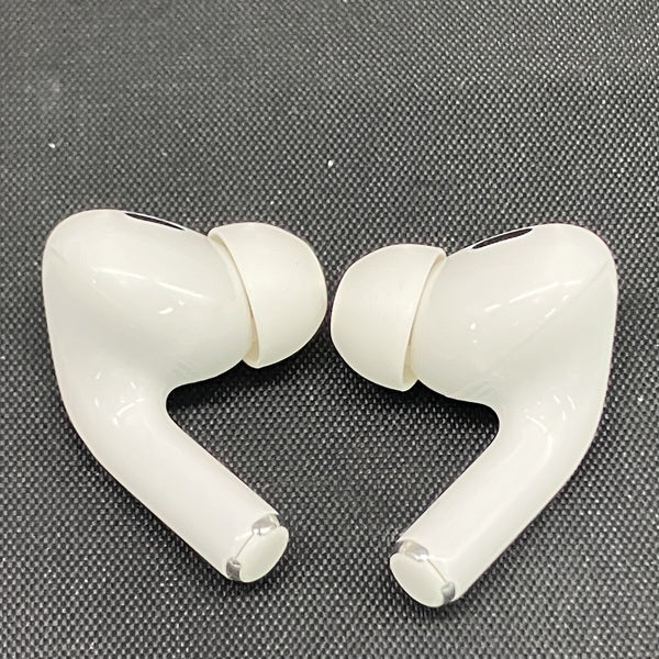 【中古】MagSafe充電ケース(USB-C)付きAirPods Pro(第2世代) MTJV3JA【秋葉原】