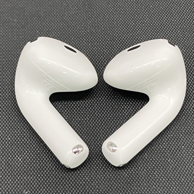 【中古】AirPods 4 MXP93J/A（アクティブノイズキャンセリング搭載）【秋葉原】