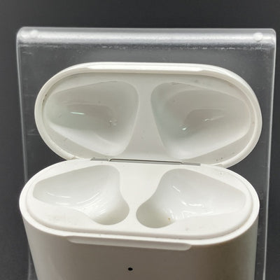 【中古】Wireless Charging Case for AirPods MR8U2J/A【日本橋】