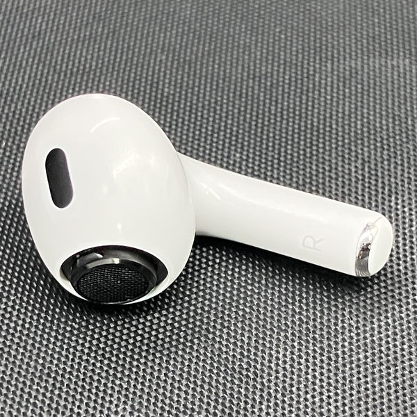 【中古】AirPods Pro (R側) (第2世代)(Lightning)【秋葉原】