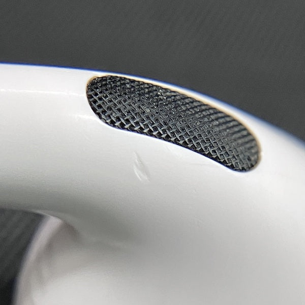 【中古】AirPods Pro (R側) (第2世代)(Lightning)【秋葉原】