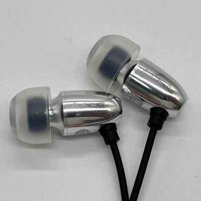【中古】AIM C Silver 【AZL-AIM-C-SV】【秋葉原】