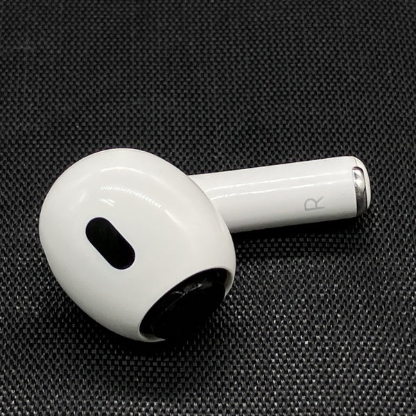 【中古】AirPods Pro (R側) (第2世代)(Lightning)【秋葉原】